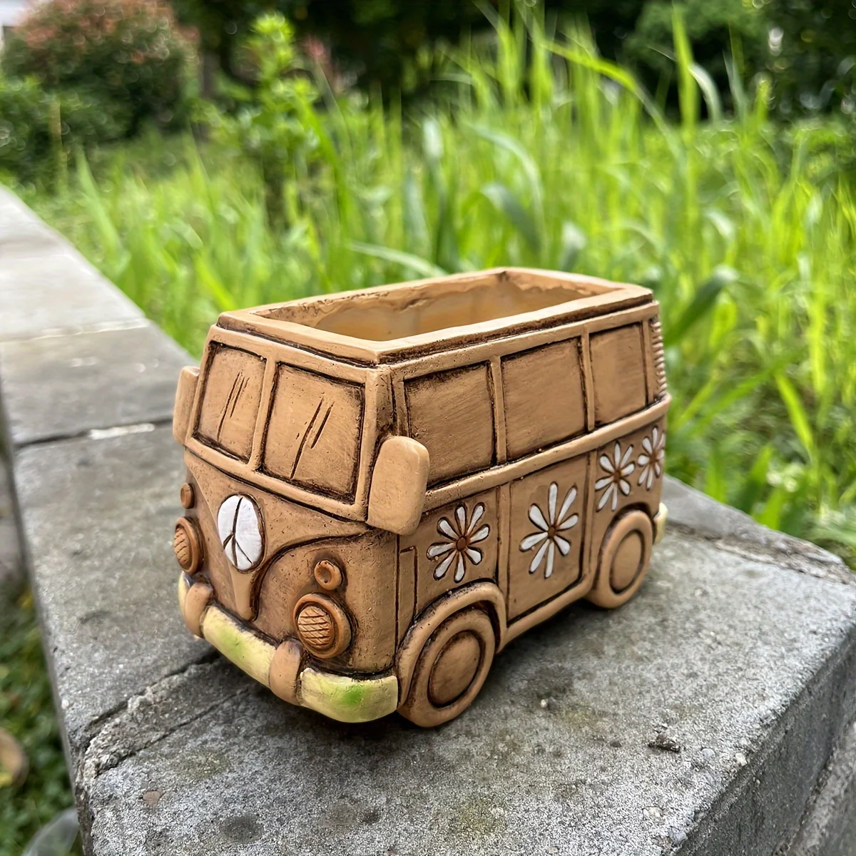 1Pc Vintage Hippie Van Resin Planter Creative Flower Pot for Indoor and Outdoor De