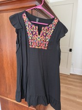 SHEIN Black V-Neck Embroidered Ruffle Hem Shift Dress Cap Sleeve L
