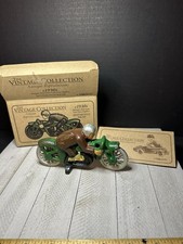 Vintage Collector Cast Iron 1930 Motorcycle Racer    reproduction Enesco
