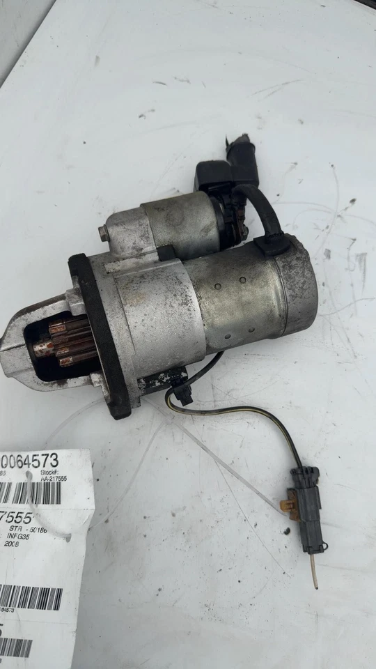 Infiniti Infiniti G35 2008 motor de arranque Foto 2 de 4