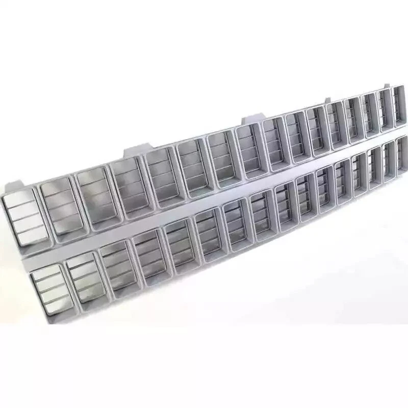 NEW FRONT GRILLE CHROME AND SILVER PLASTIC FOR 1981-1982 CHEVROLET C10 GM1200121 Foto 4 de 4