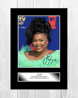 LIZZO 1 reproduction signed poster Choice of frame