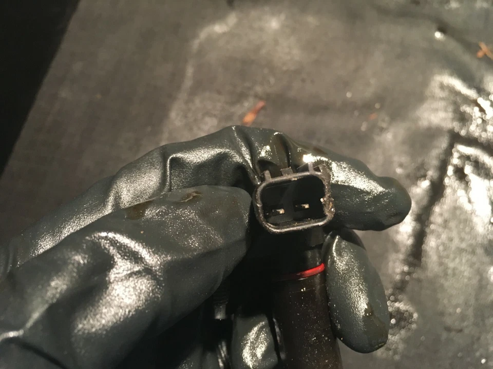 07-08 Ford Edge Cyclone DOHC 3.5L Rear Cylinder Head Camshaft Sensor - Image 2 of 2