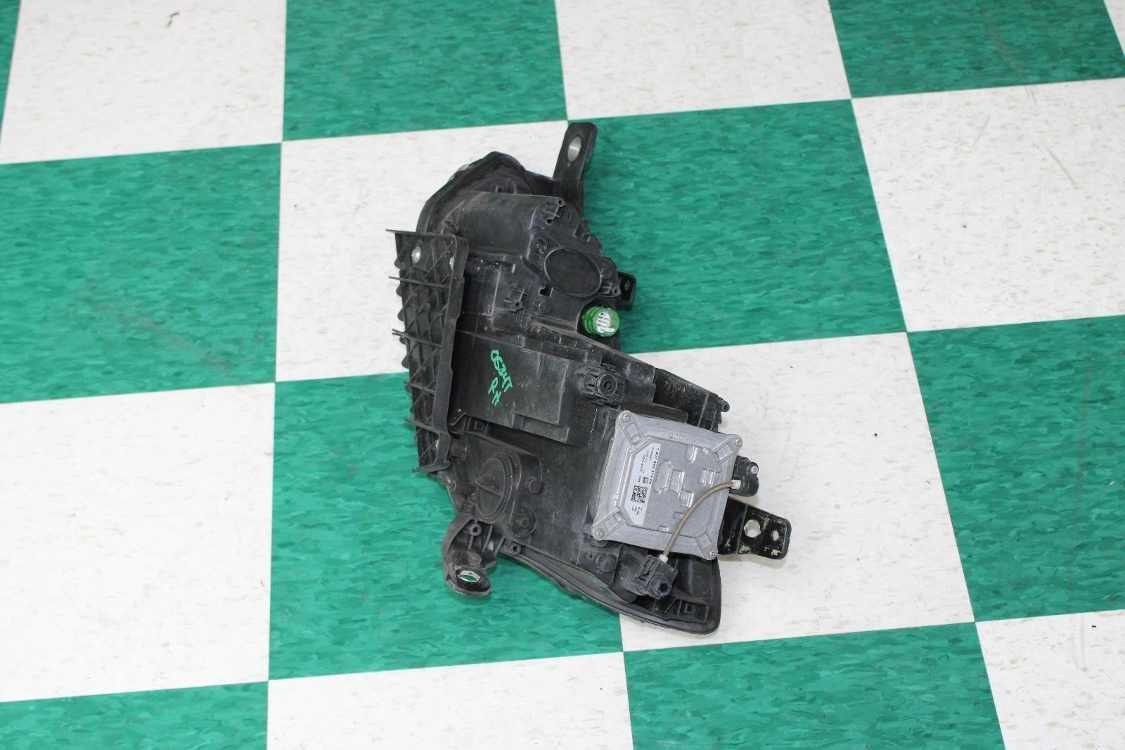Maserati Ghibli 2014-2017 Right Side light housing