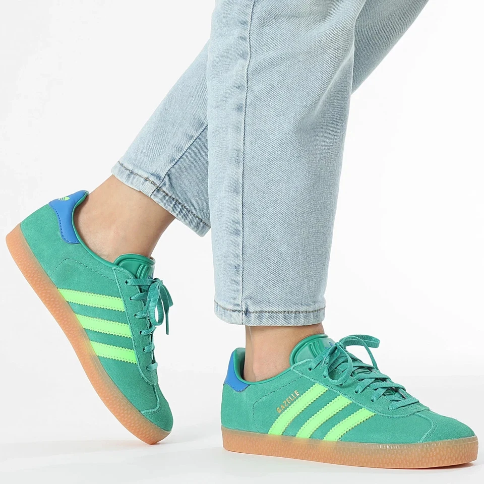 adidas Gazelle Suede Trainers - All Sizes Available - Green/Blue/Gum (JP7127) - Image 2 of 4