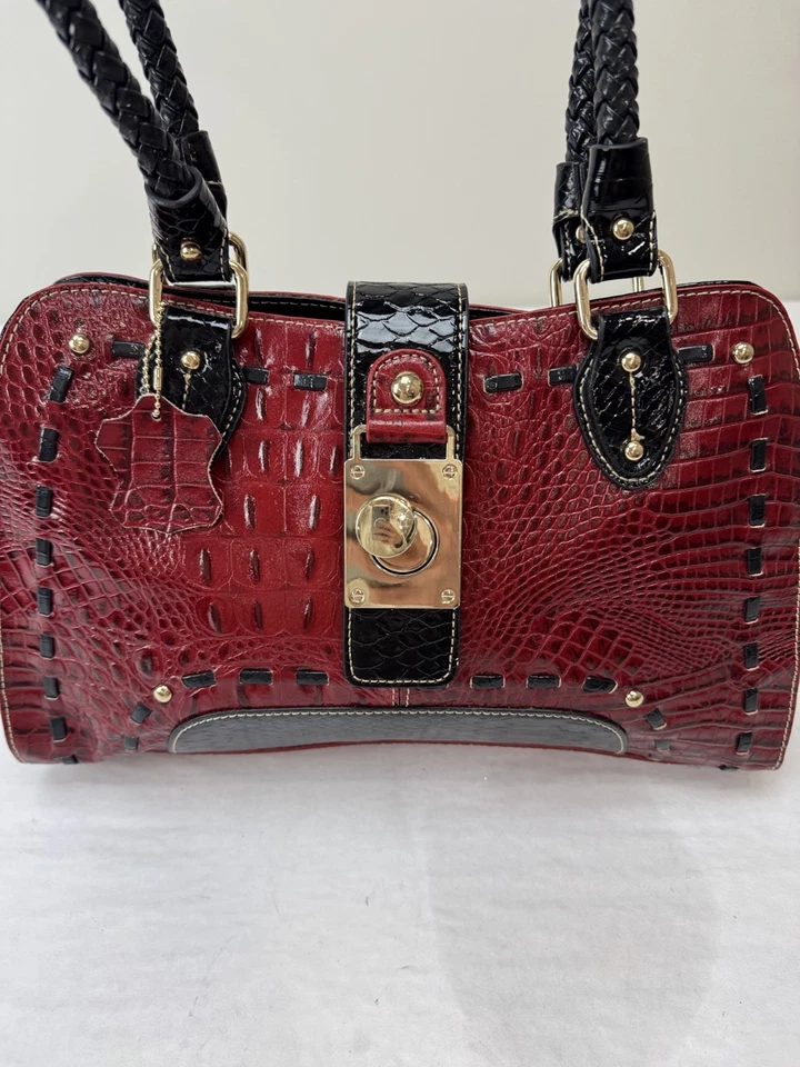 Y2K Red Black Faux Croc Embossed Shoulder Bag Gold Turnlock Snake Print Purse - Image 2 of 4
