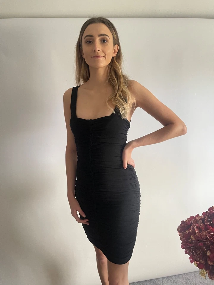 Vestido GIVENCHY Fr 40 Reino Unido 12 Negro Elástico Jersey Cuello Redondo Cuerpo Acanalado Foto 3 de 4