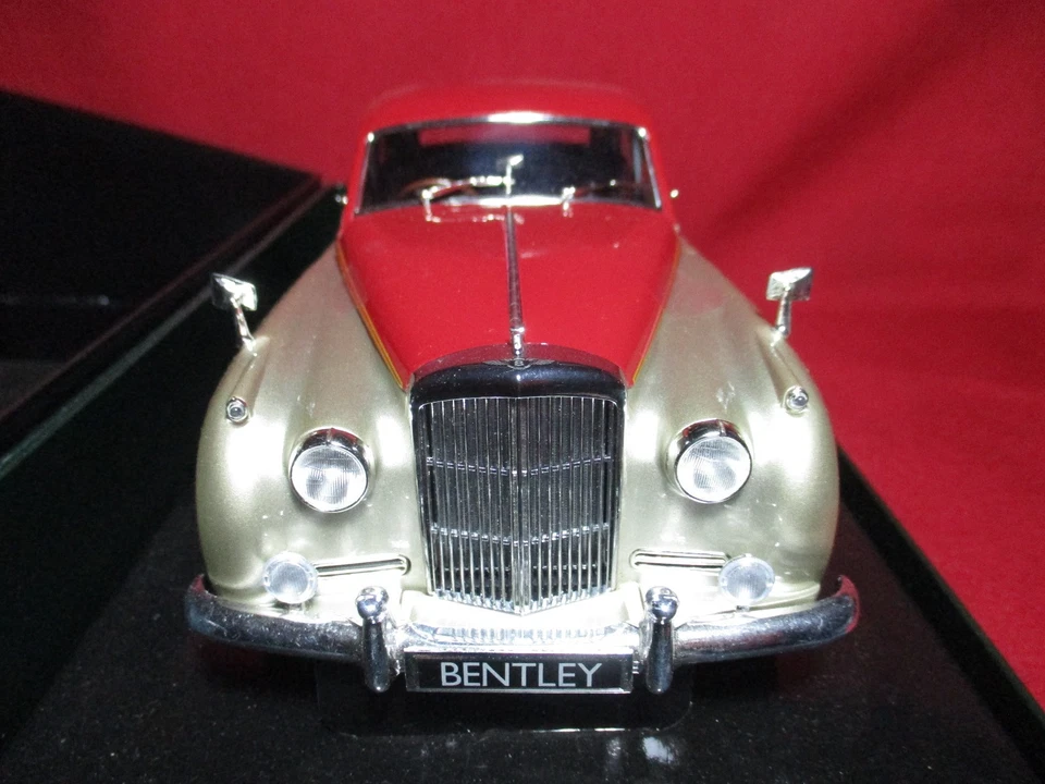 1:18 1960 Bentley S2 Silver + Dark Red Minichamps Classic Model Car Rare - Image 3 of 4