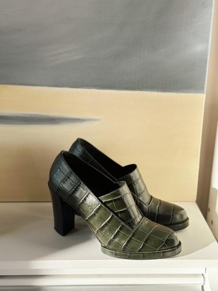 Women & Other Stories Heels Green Leather 39.5