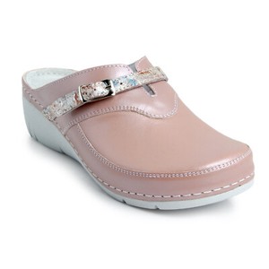 flexible clogs