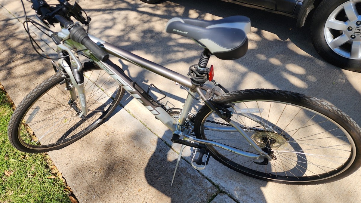 Fuji Sunfire Disc Brake Fuji Sunfire Discount Women's Bike