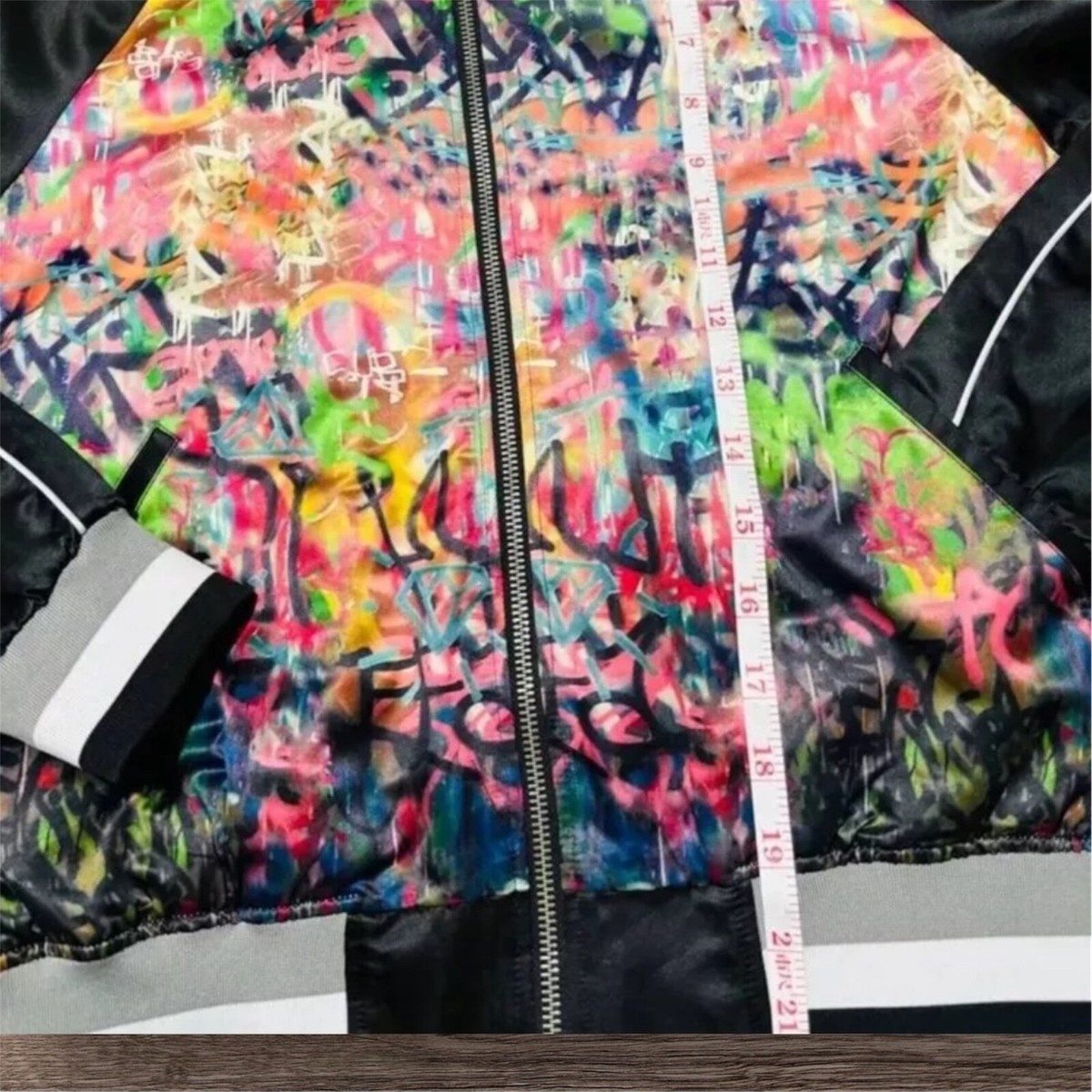 Eleven Paris X Banksy Art Pray XXL Lined Men