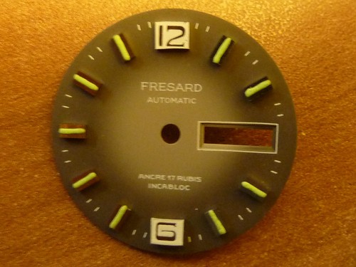Cadran De Montre Plongée FE 140-1 – Noir Galbé – Diamètre 29.60 Mm – Neuf Sans étiquette