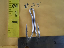10 PCS. BIG GAME STAINLESS STEEL DOUBLE PRONG TUNA HOOKS 7897 SIZE #25