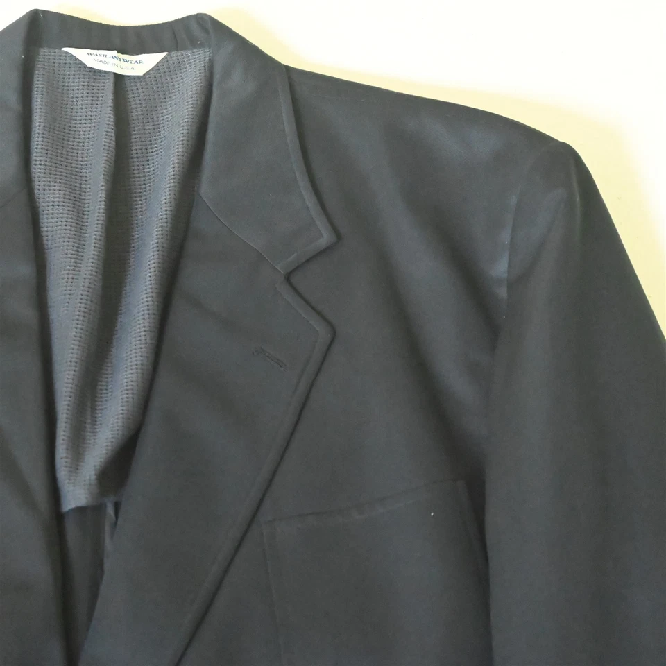 TravelSmith 50R Navy Blue Wash Wear USA Made Mens Blazer Suit Jacket Sport Coat - Image 2 of 4