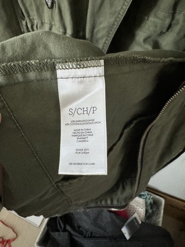 Chaqueta utilitaria Cabi Women S Hanson Anorak verde cremallera completa botón a presión retazos - Imagen 7 de 11