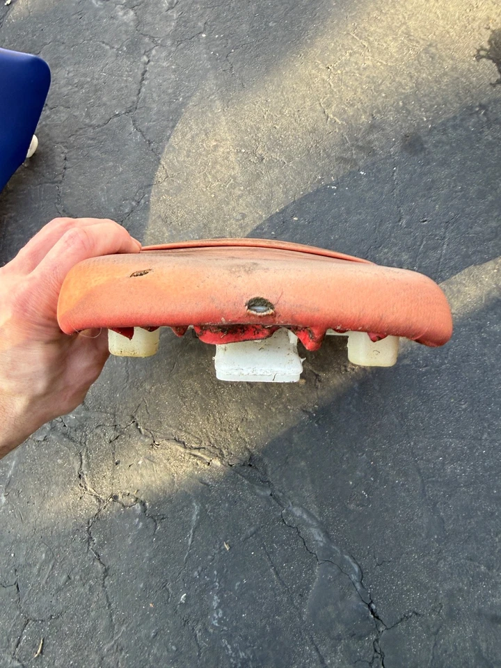 08-09 Suzuki GSXR600 GSXR 600 750 asiento de pasajero rojo Foto 3 de 4