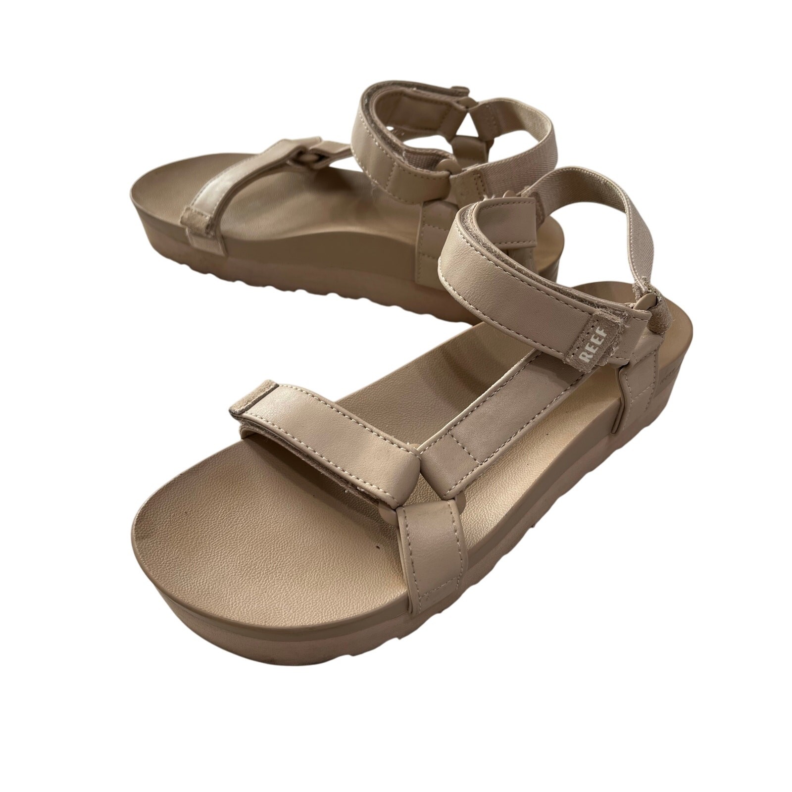 APL Sandali donna Reef Remi Hi Oasis platform taglia 9M marrone cuscino regolabile