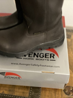 AVENGER A7846 Composite Toe WELLINGTON Brown Leather BOOTS  display picture 3