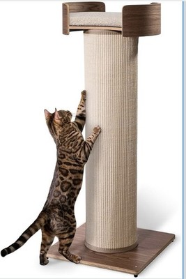 One Fast Cat Giant Scratching Tower Cat Tree EUC