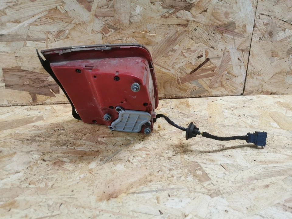 ORIGINAL AUDI A8 S8 4E Facelift LED RÜCKLEUCHTE RECHTS INNEN 4E0945094H - Bild 3 von 4