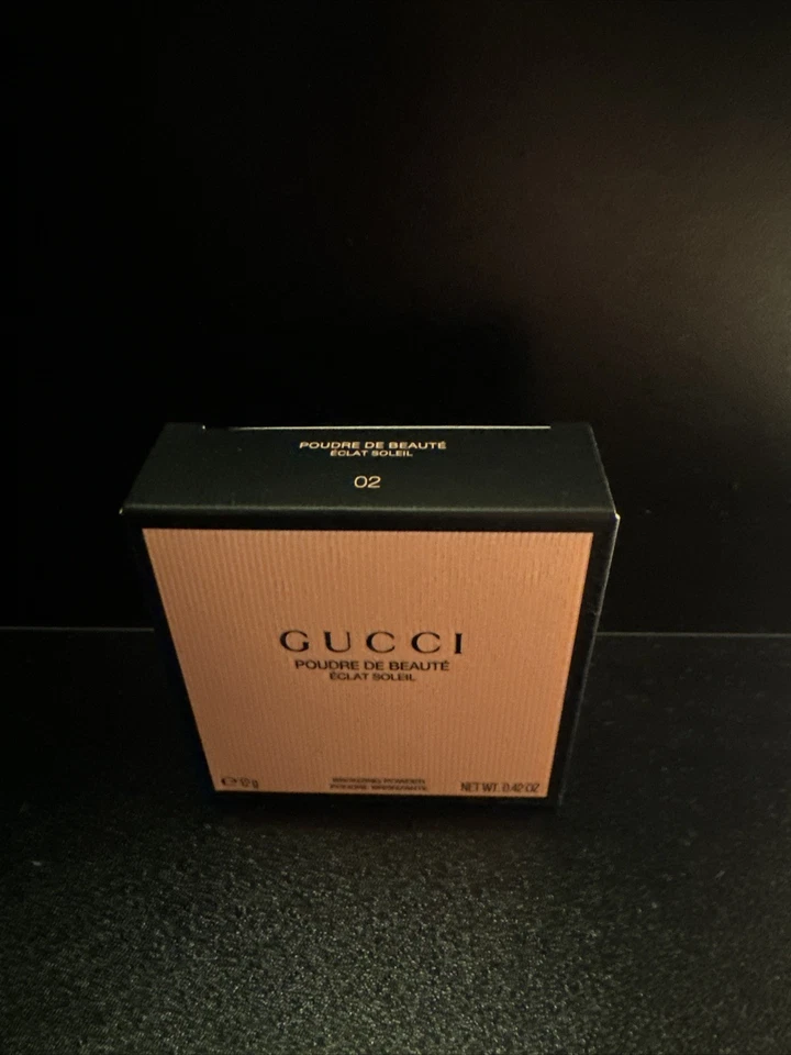 Gucci Poudre De Beauté Éclat Soleil Bronzing Powder Bronzer Colour #2 - Image 2 of 3