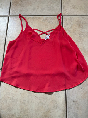 Ambiance Apparel Women s Red Chiffon V-Neck Spaghetti Strap Camisole L