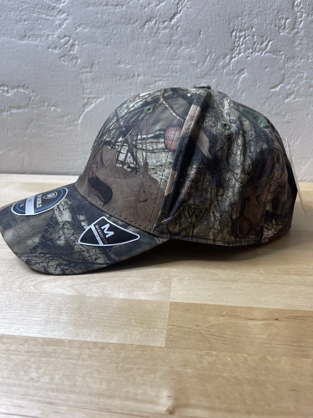 Mossy Oak Baseball Cap Mesh Back Fitted L/XL Hunting Outdoors Memory Fit Unisex
Opens in a new windo