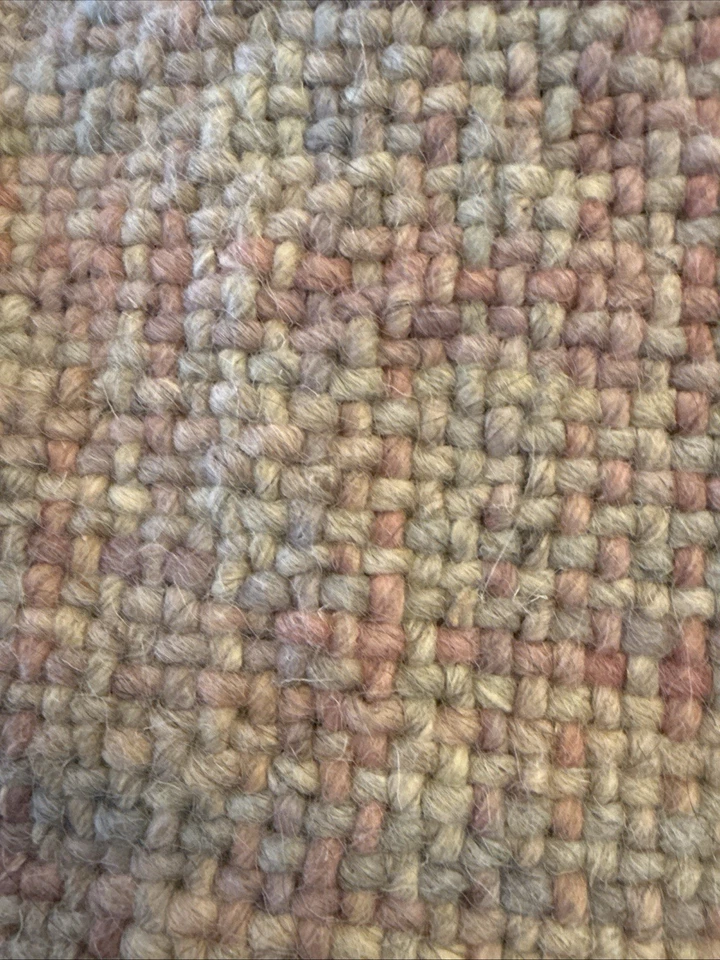 Funda de almohada de lana tejida Pottery Barn Renly 22" acogedora con acento pastel natural Foto 2 de 4