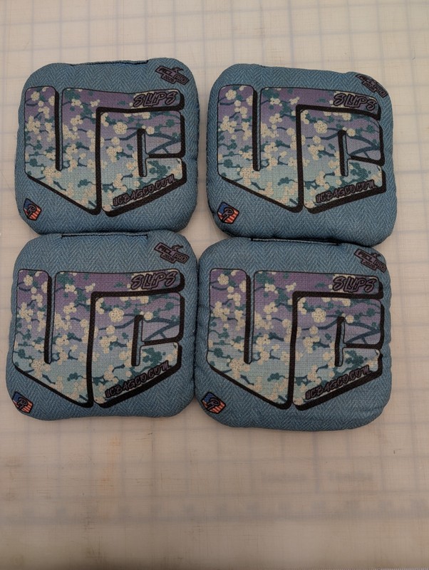 Underworld cornhole bags acl pro used