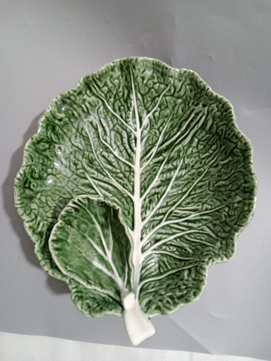 Bordallo Pinheiro Large Green Cabbage Chip Dip Serving Bowl 13x11 Inches