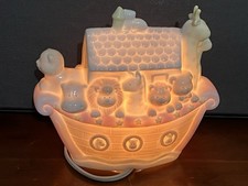 VTG Noah's Ark Night Light tested, works EUC 6" X 7" X 3" Enesco 1992 