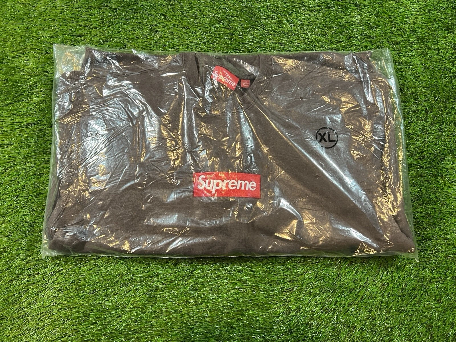 NEUF   Supreme   Sweat col rond logo boîte FW22   Homme Taille XL   MARRON
