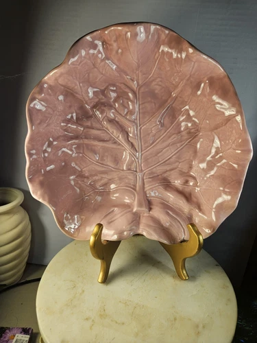 Fantastic Portugal Majolica Pink Cabbage Leaf Bowl 11 Or 12" Ruffle