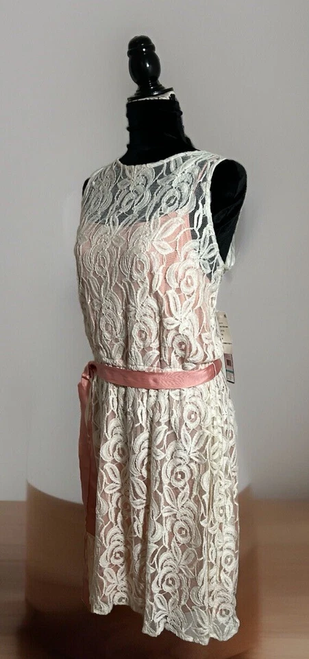 Vestido Sienastudio de encaje superpuesto línea A melocotón debajo con faja de cinta. Talla 16 Nuevo Foto 3 de 4