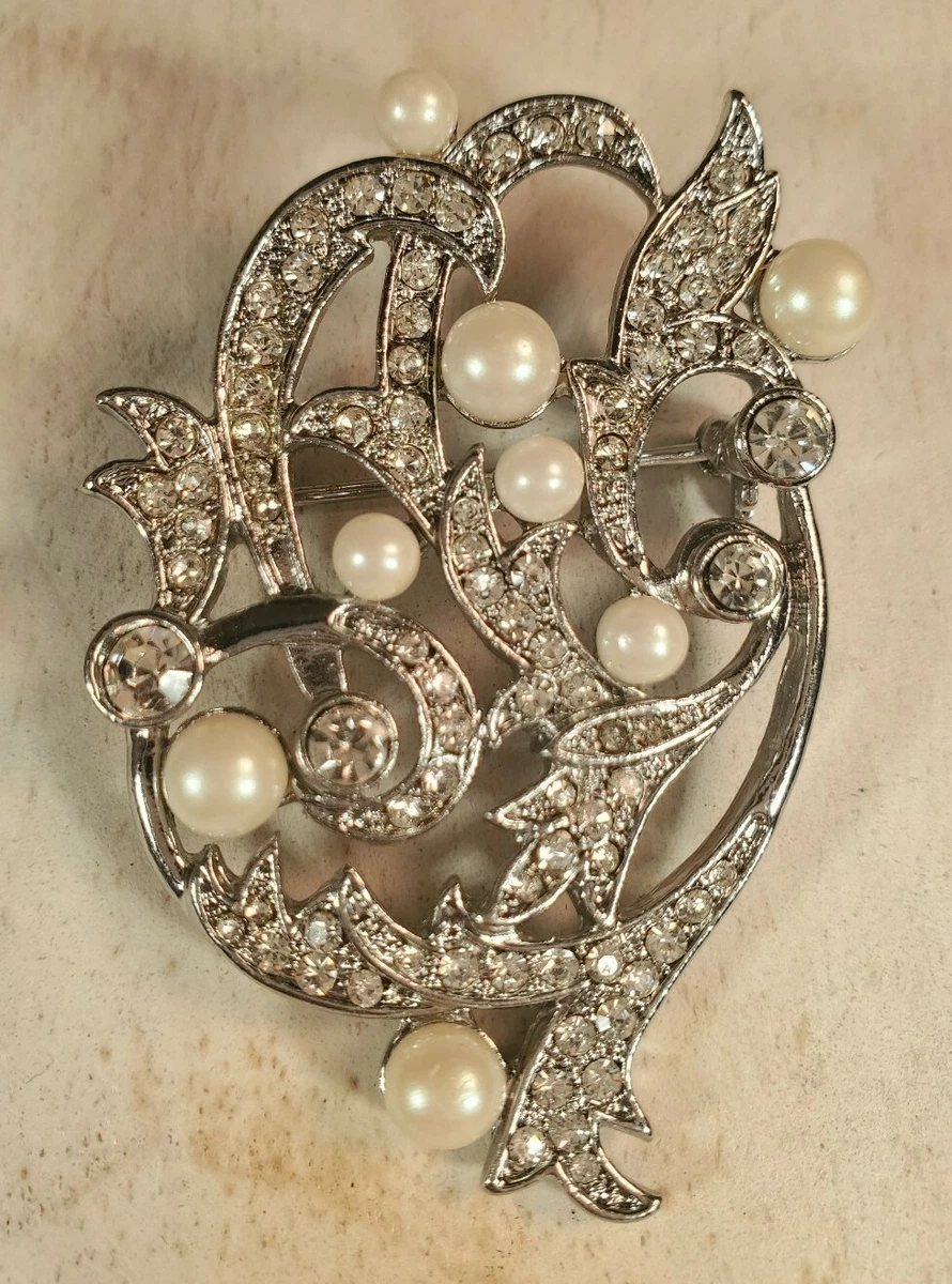 Womens Vintage Pin Brooch Faux Pearl Rhinestones Scroll Floral Flower  Jewelry