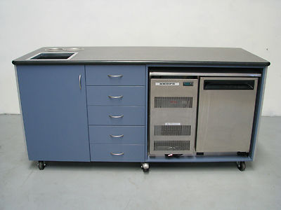 Mobile Refrigerated Kitchen Preparation Industrial Serving Bench