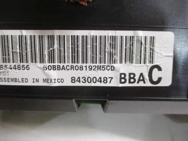 GMC Savana 2500 3500 2018 velocímetro Speedo Cluster MPH 116 K OEM LKQ Foto 4 de 4