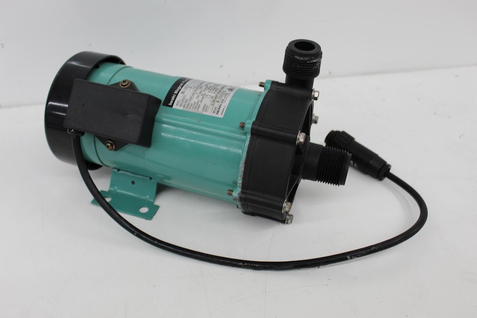 Iwaki MD-55FX Magnetic Drive Centrifugal Pump 220/240V