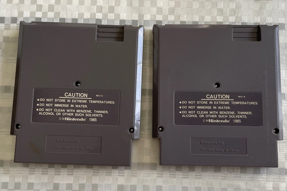 Super Mario Bros. 3 / Super Mario Bros. / Duck Hunt Nes Games Lot - Image 2 of 2