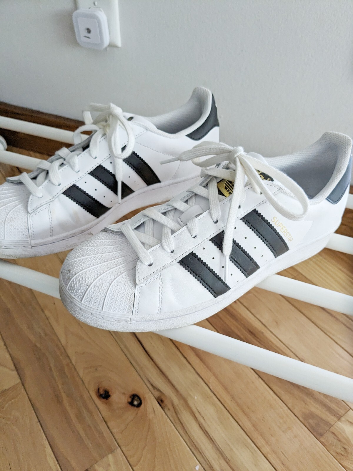 adidas superstar white black womens