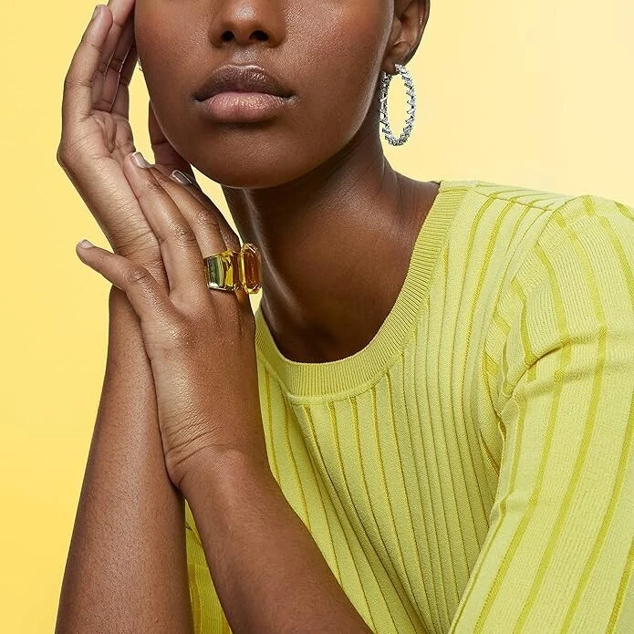 SWAROVSKI 5602230 ORTYX HOOP TRIANGLE CUT WHITE CUBIC ZIRCONIA WOMENS EARRING - Image 3 of 3