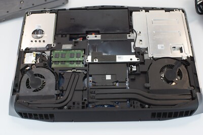 Alienware p18e001 laptop 8GB RAM Intel i7-4710MQ 2.50 GHz 8 Alienware p18e001 laptop 8GB RAM Intel i7-4710MQ 2.50 GHz 8