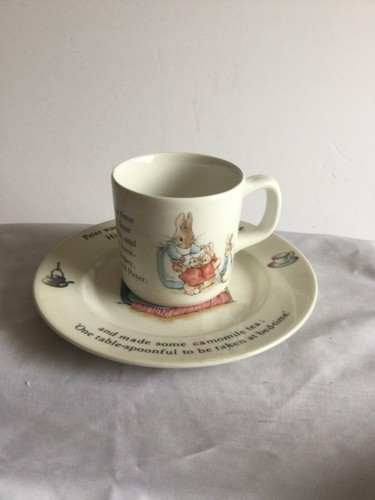 Vintage Wedgwood Peter Rabbit Cup & Saucer Set Made In England - Picture 8 of 24
