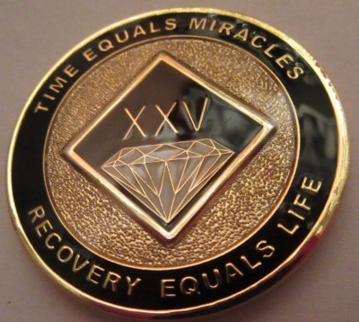 Narcotics Anonymous NA BLACK 25 Year Gold White Medallion Coin Token Chip Clean
