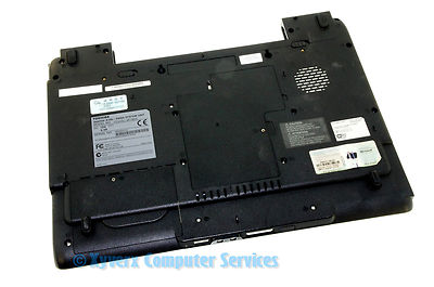 V000060790 6070B0083501 TOSHIBA BASE W/ PLASTIC COVER A105 A105-S4284 (GRD B+)