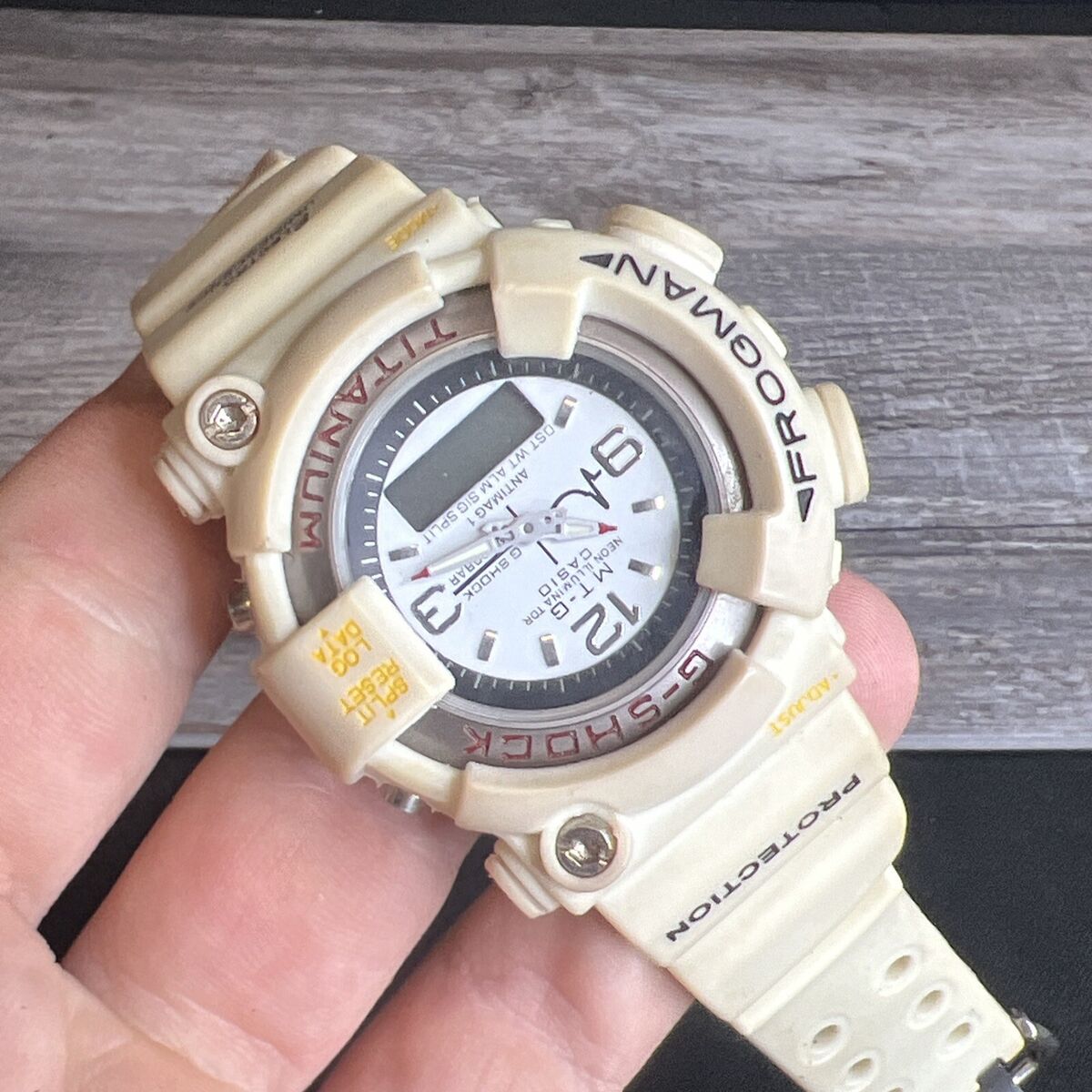 G-Shock Dw-8200 Casio Frogman 1294 White (Not Working) | eBay G-Shock Dw-8200 Casio Frogman 1294 White (Not Working) | eBay