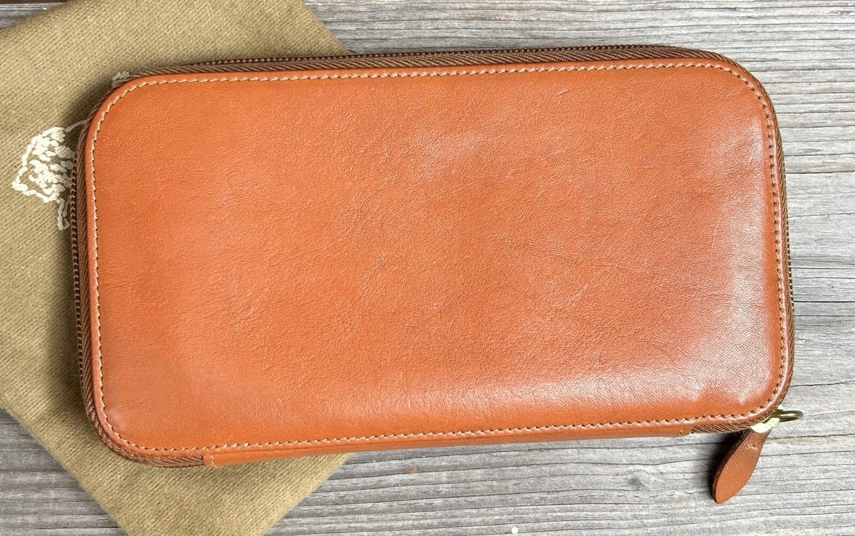 IL Bisonte Zip Around Multifunction Vegetable tanned Italian Long