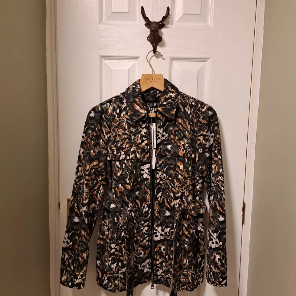 Ted Baker Urban Printed Cargo Jacket Size Ted 1 UK XS BNWT RRP £199 (size 10) - Image 2 of 4