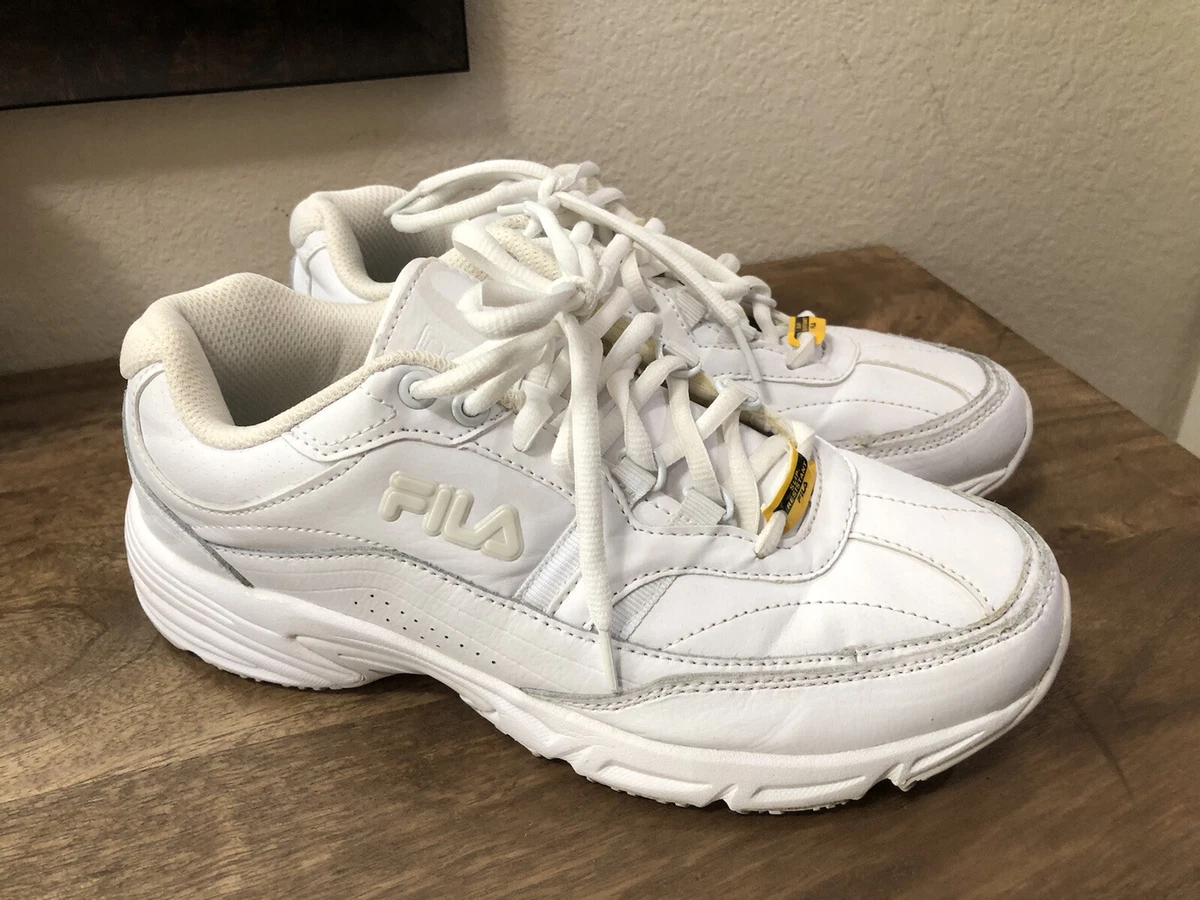 FILA Memory Foam Workshift Slip Resistant Women s Size 8.5 Shoes 5SG30002 100